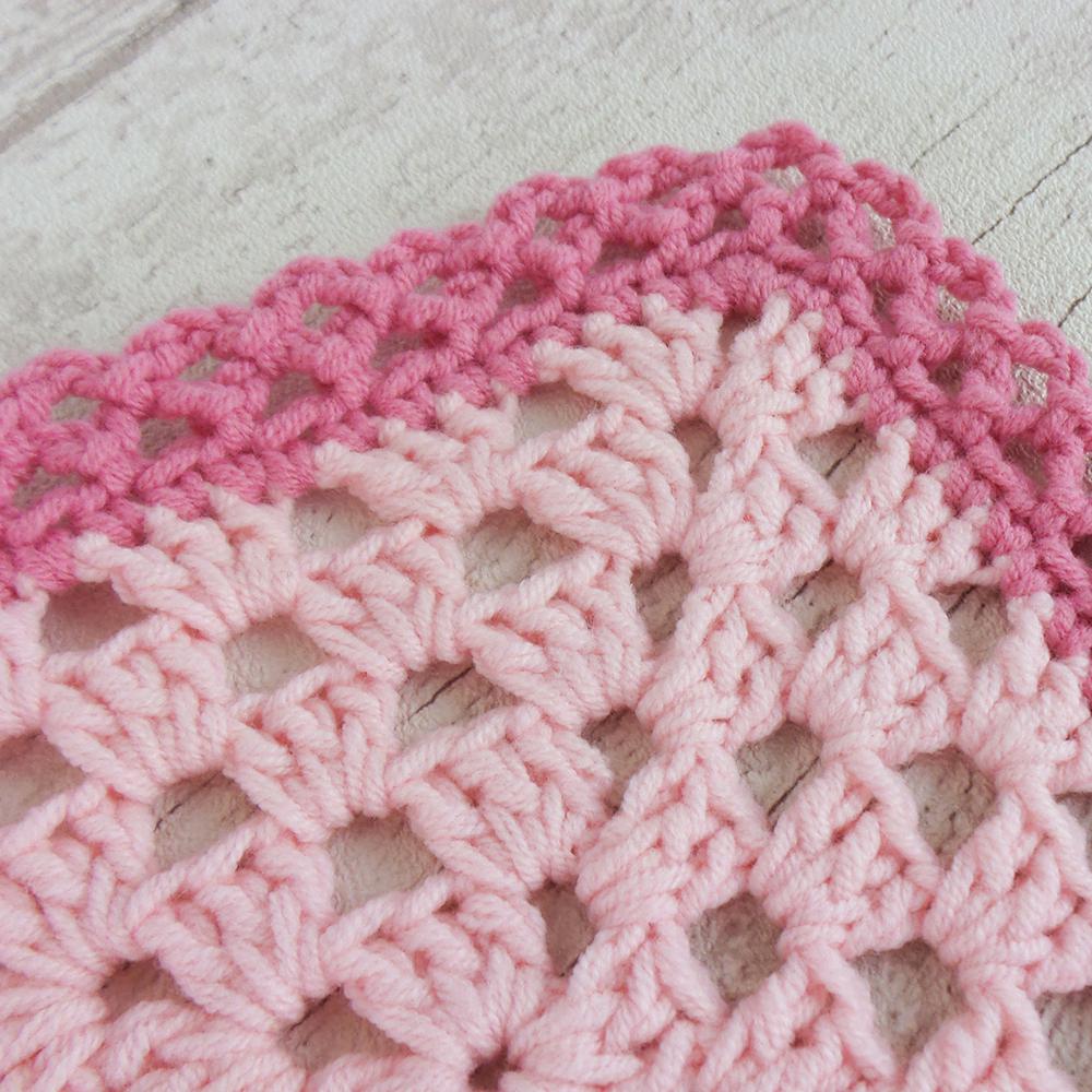 HOW TO START KNITTING WITH A SCALLOPED BORDER, Knitting for beginners, easy  knit border and edging 